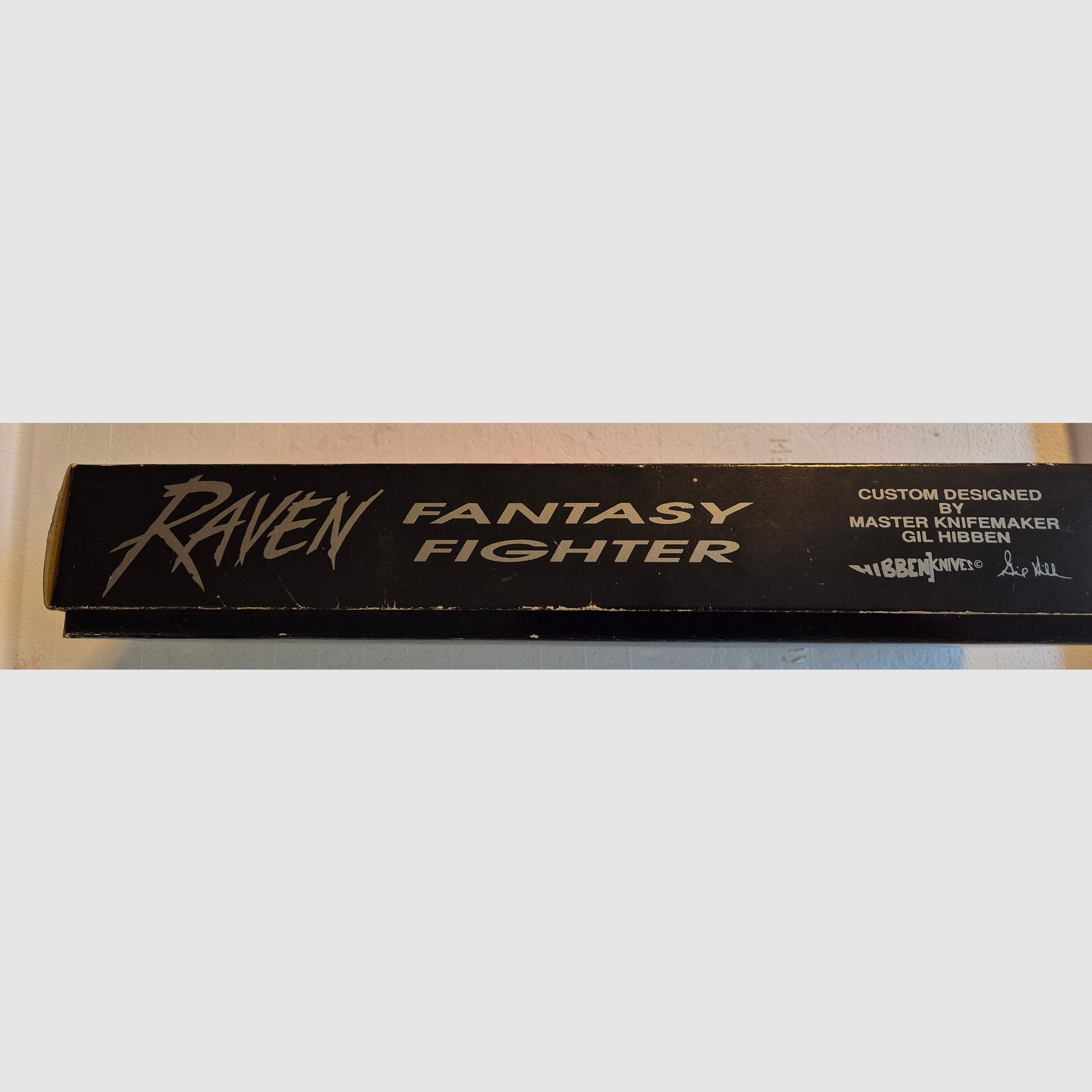 Gi Hibben Raven UC700 Fantasy Fighter Custom Design Messer