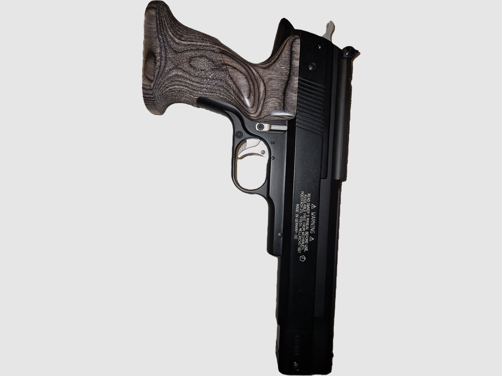 ¡Absolutamente NUEVO!!! Weihrauch HW 45 Black Star Pistola de aire comprimido Pump Cal. 4,5mm Diabolo negra extra fuerte / Inc. Madbull maletín de pistola Deluxe