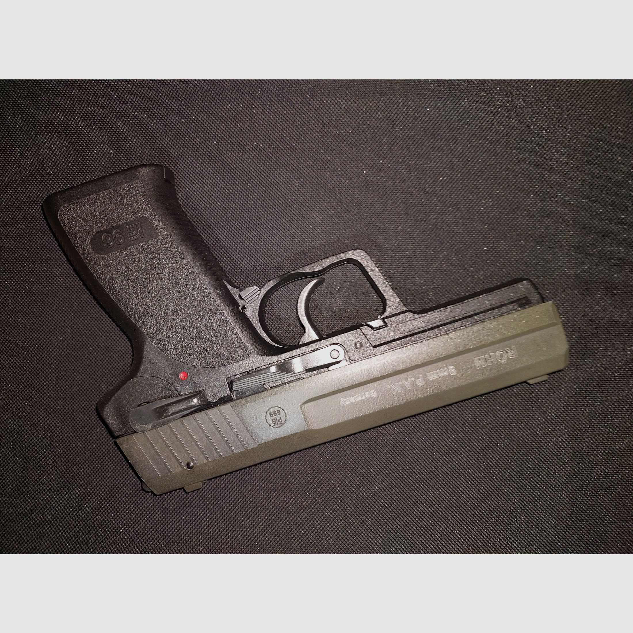 Röhm RG96 Pistolet à blanc brunie (PTB 699) RG 96