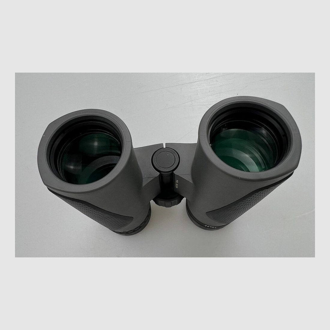 ZEISS Terra ED 10x32 grau