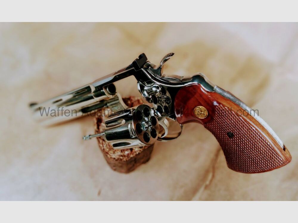 Colt 6 Zoll Python Nickel