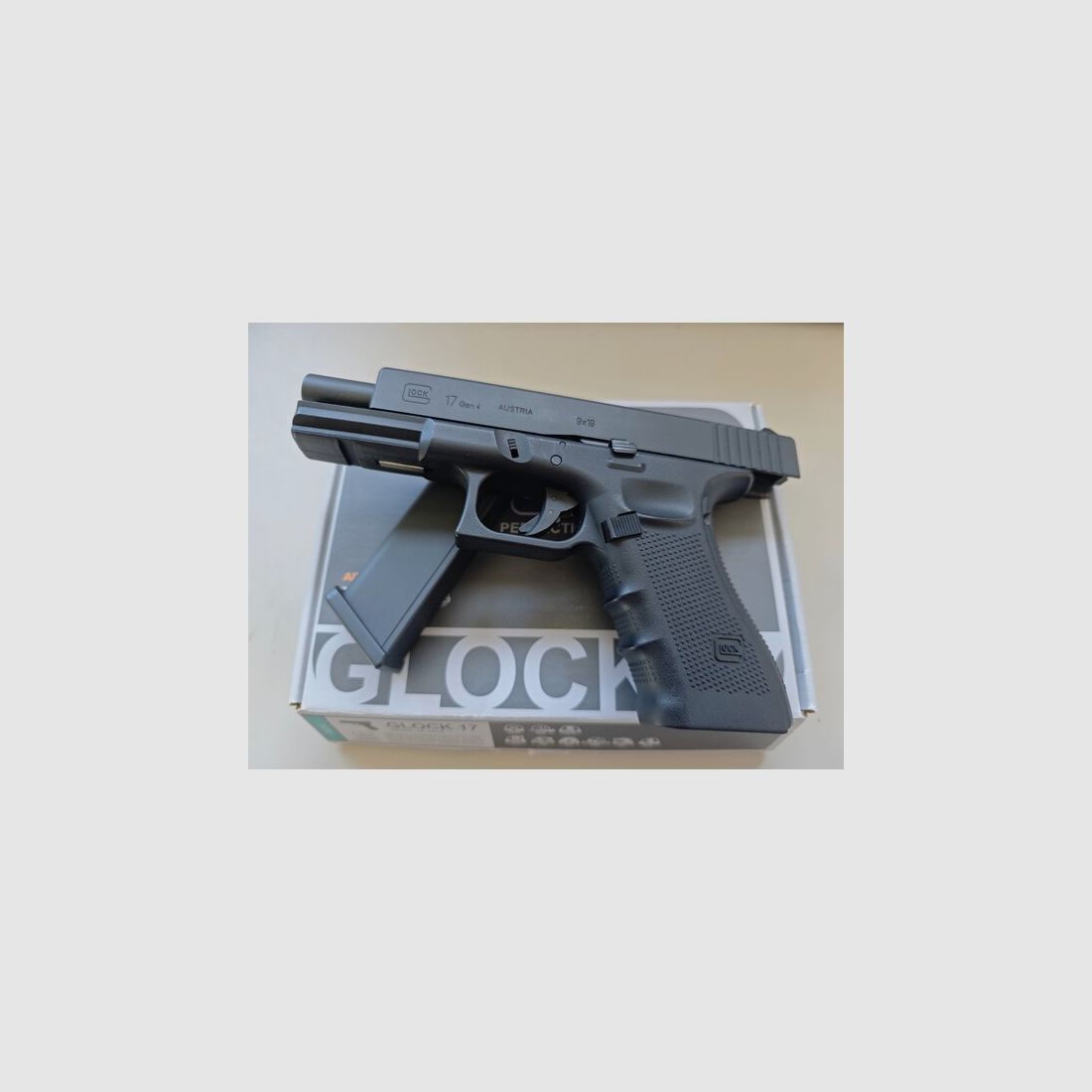 Glock17 gen4 CO2 4,5mm Stahl BB