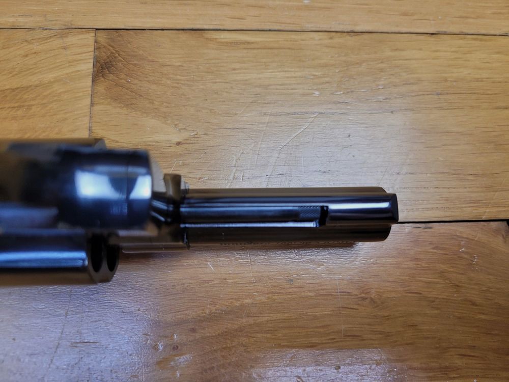 Magnifique et Collector revolver MR73 Police – 357mag – Fabrication Manurhin de 1973 ! – Canon 3 pouces à l&rsquo;état de neuf – Plaquette maison d&rsquo;origine – État mécanique et esthétique superbe – Dans sa boite d&rsquo;origine avec manuel- Top collector à l&rsquo;état neuf !, image 13 sur 23
