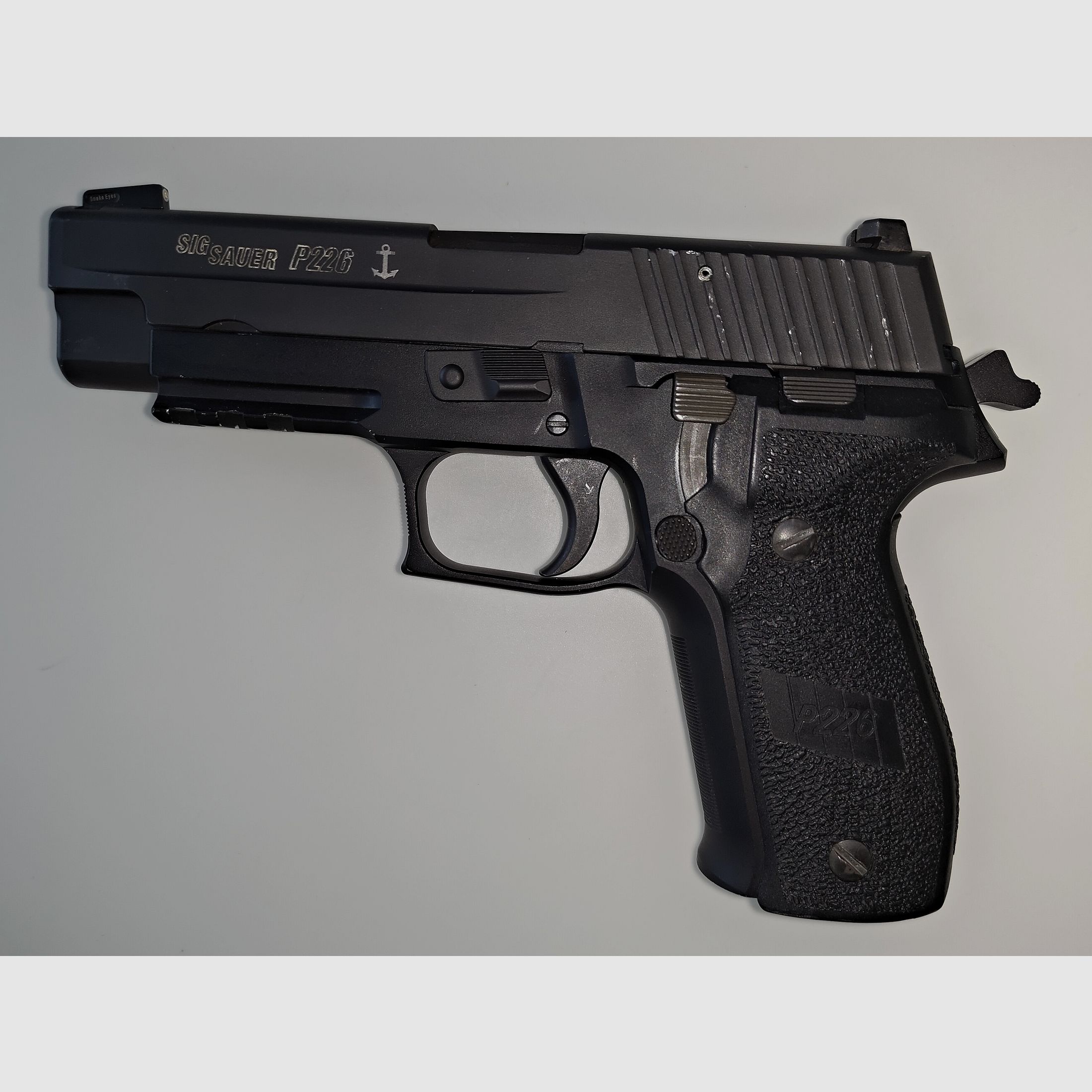 Sig Sauer P226 MK 25