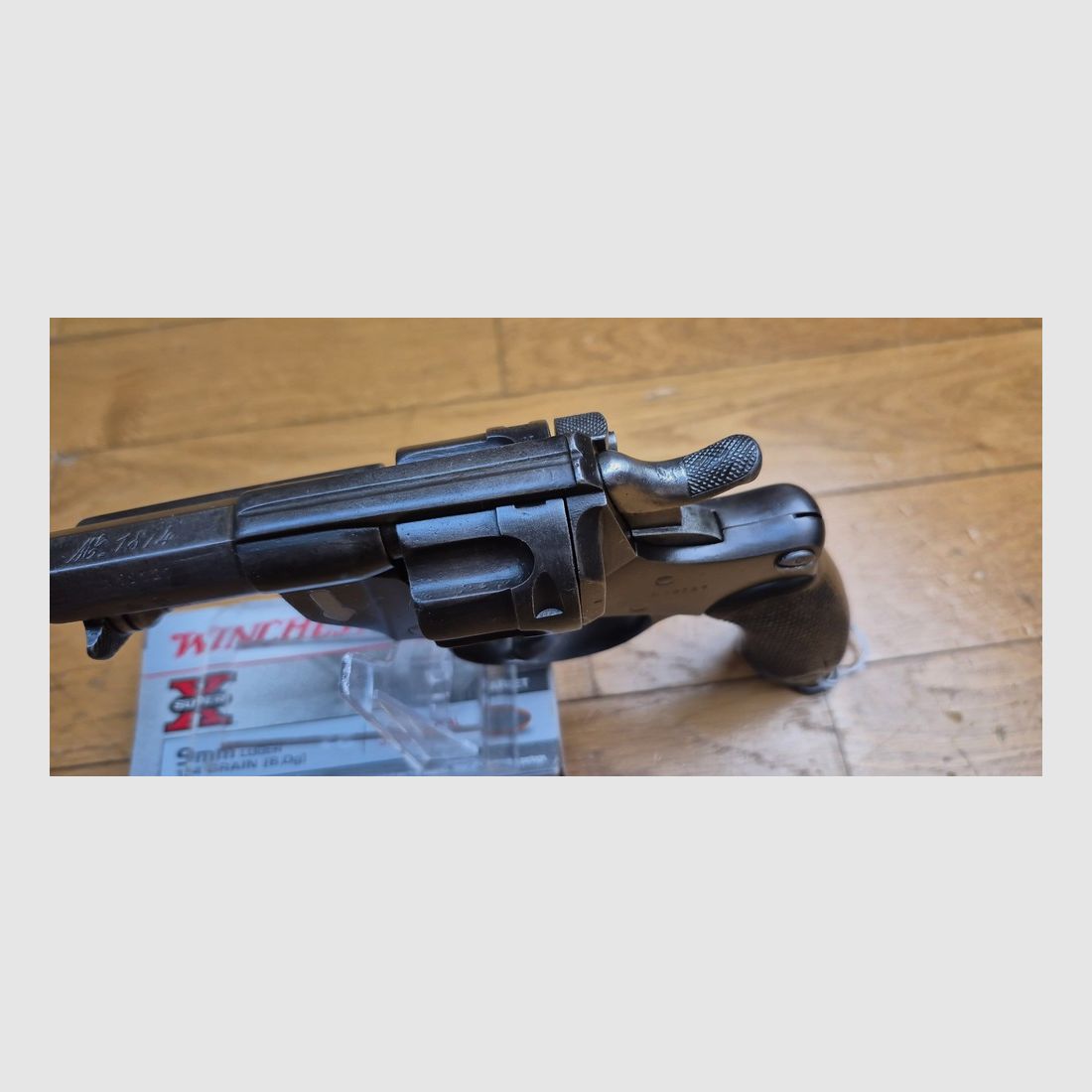 Guter Offiziersrevolver Modell 1874 – Waffe vollständig monomatrikulier bis zu den Griffschalen – MAS 1878 – Guter Lauf – Neu brüniert – Sehr gute Mechanik – BE/BE+, Bild 13 von 20