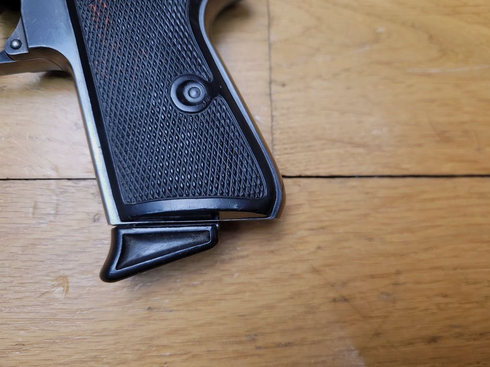 Sehr schöner Walther PP Pistol – Seltenes Kal. 22LR in der Herstellung Walther Zella-Mehlis – Waffe aus Anfang 1938 – Zivil – Wunderschöne Originalbrünierung zu 97% – Neuer Spiegel-Lauf – TBE +, Bild 3 von 17