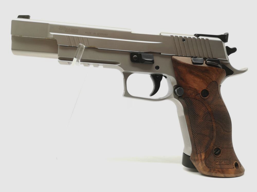 SIG Sauer P220 S X-Six