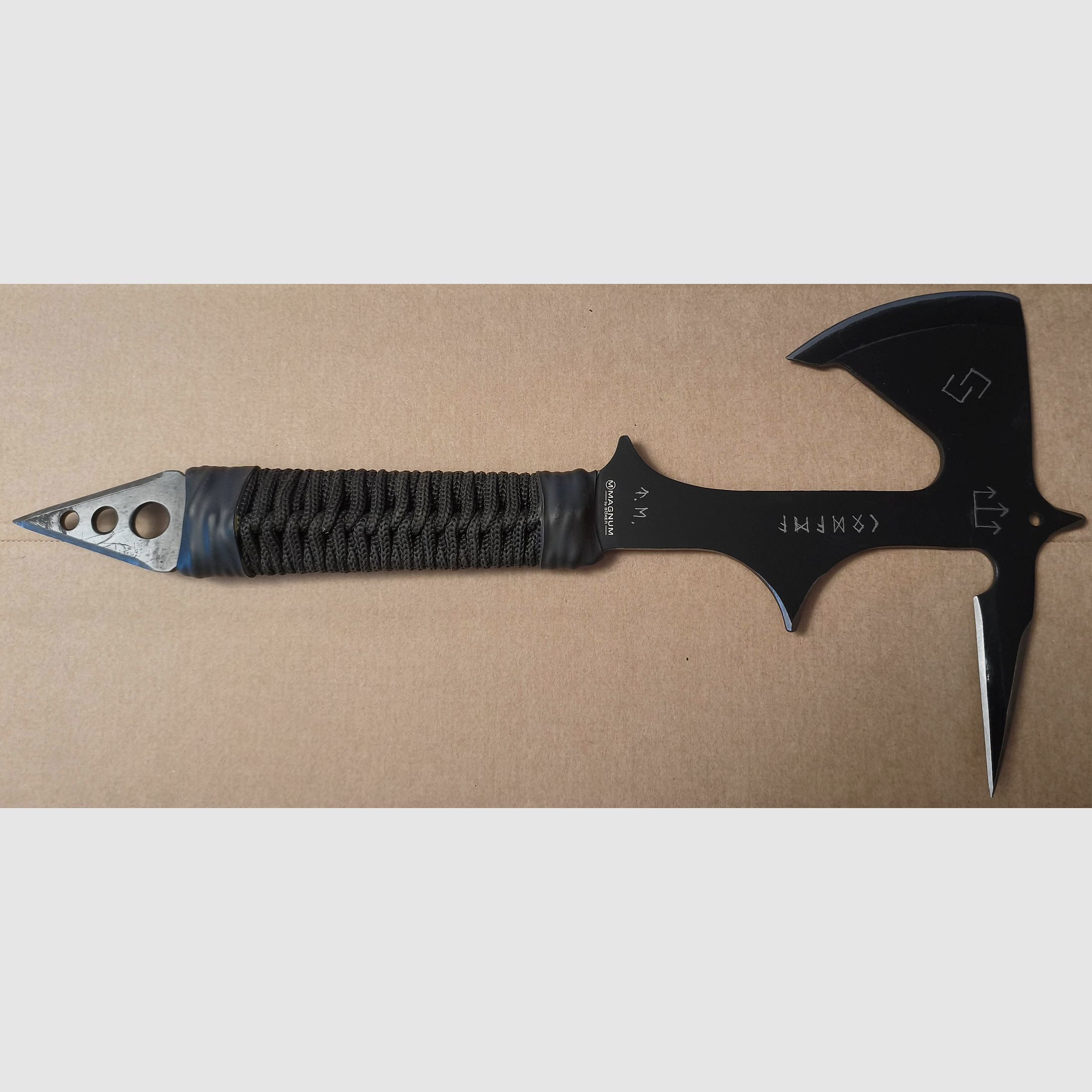 Böker Magnum throwing axe