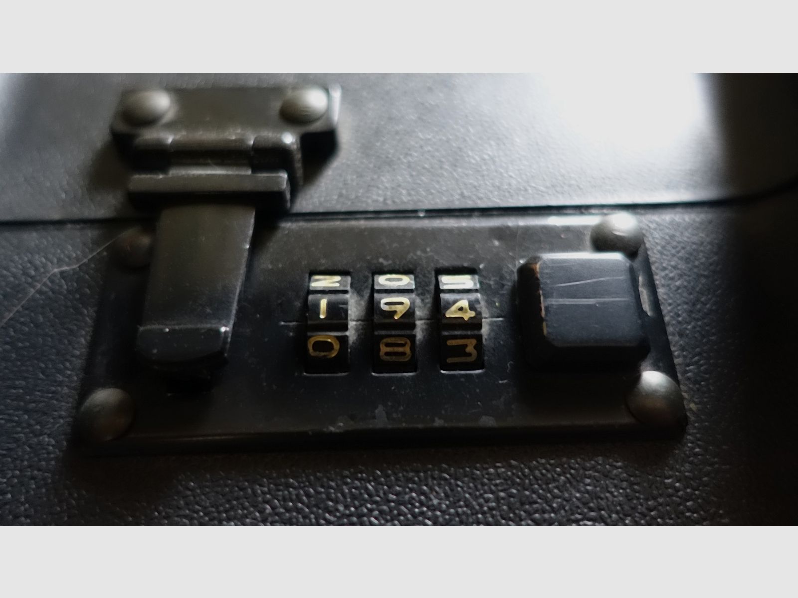 Steyr Pressluft LP Matchpistole im Top-Zustand / Links- oder Rechtsgriff