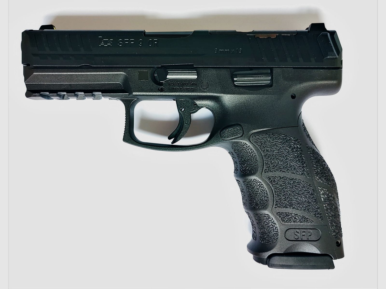 Pistola semiautomatica SFP9-SF OR PB cal. 9x19 mm