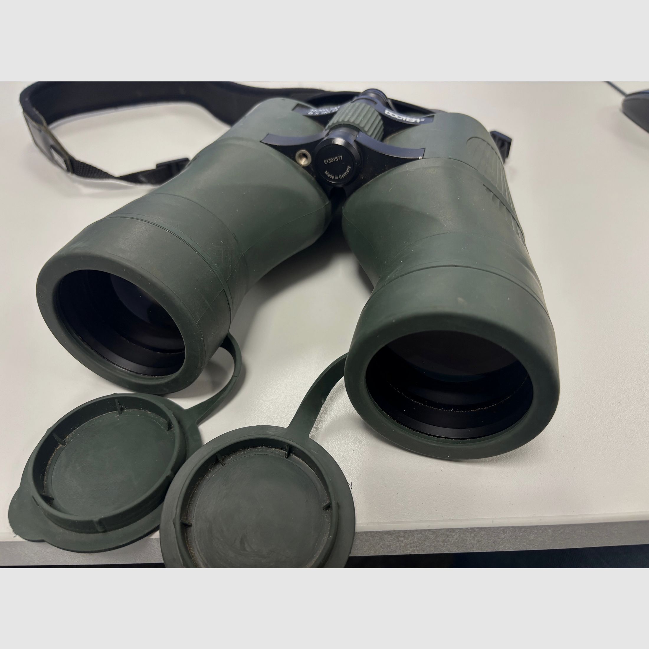 Fernglas Docter Nobilem 8x56B