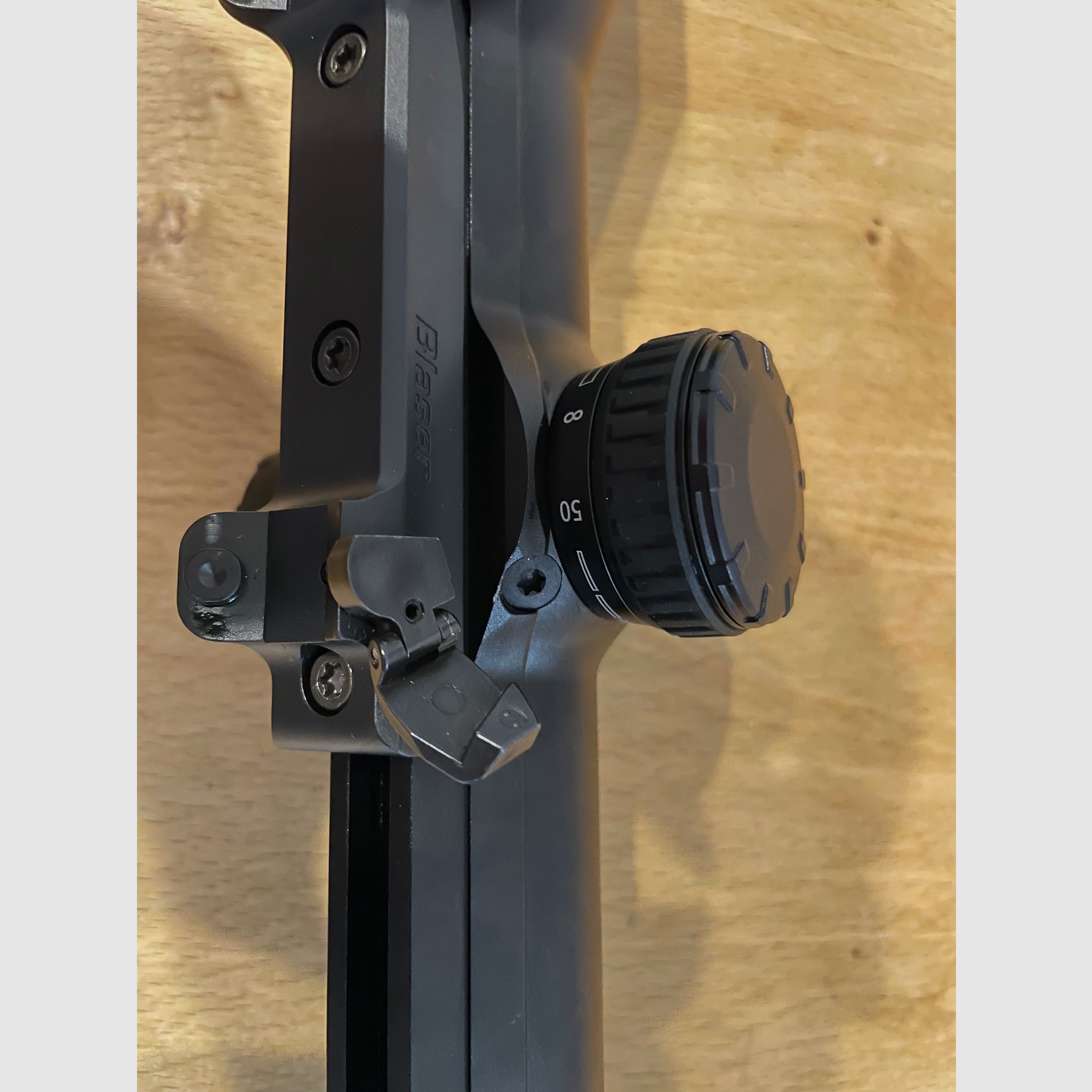 Zeiss V8 1,8-14x50