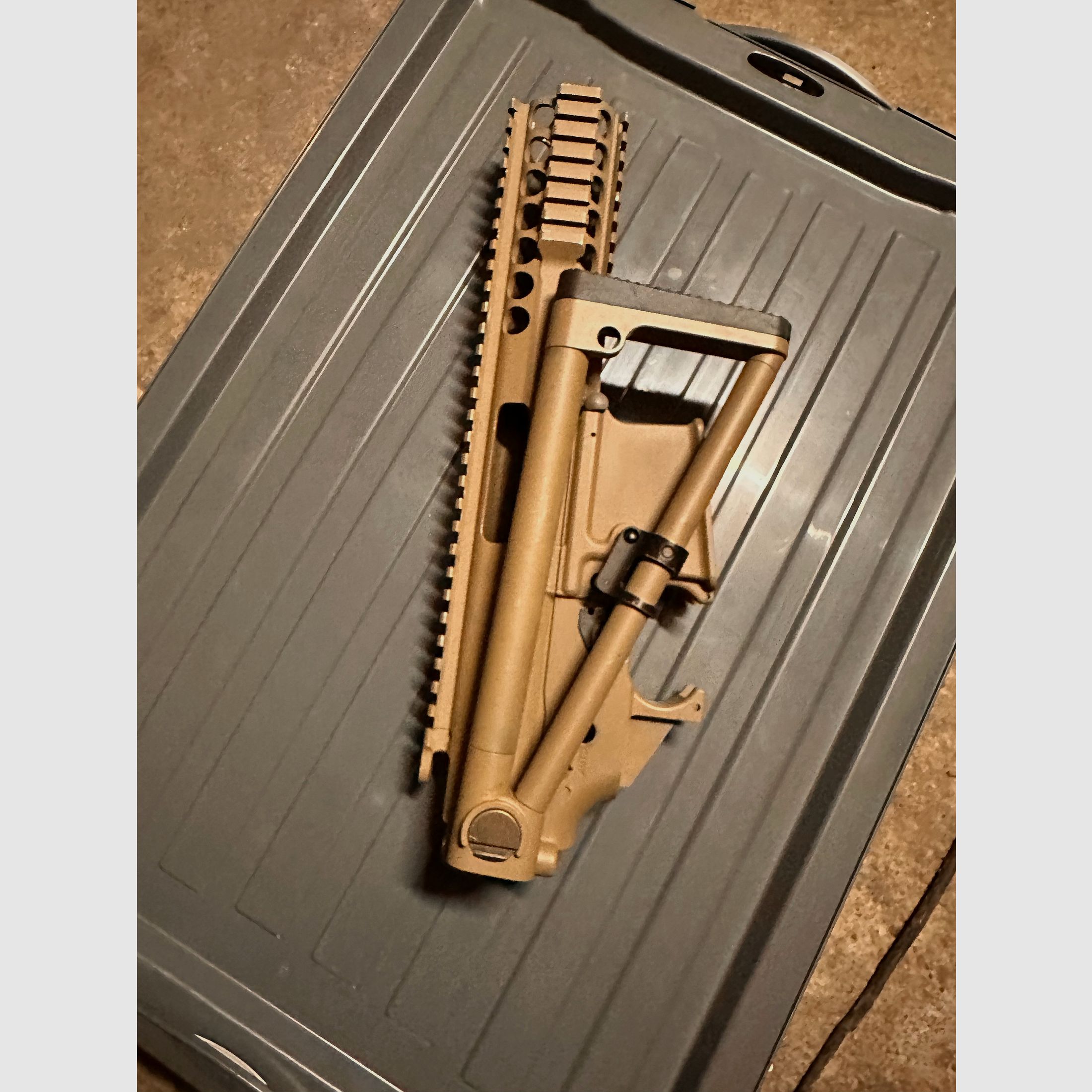 Softair GBB Gehäuse Metall beige 