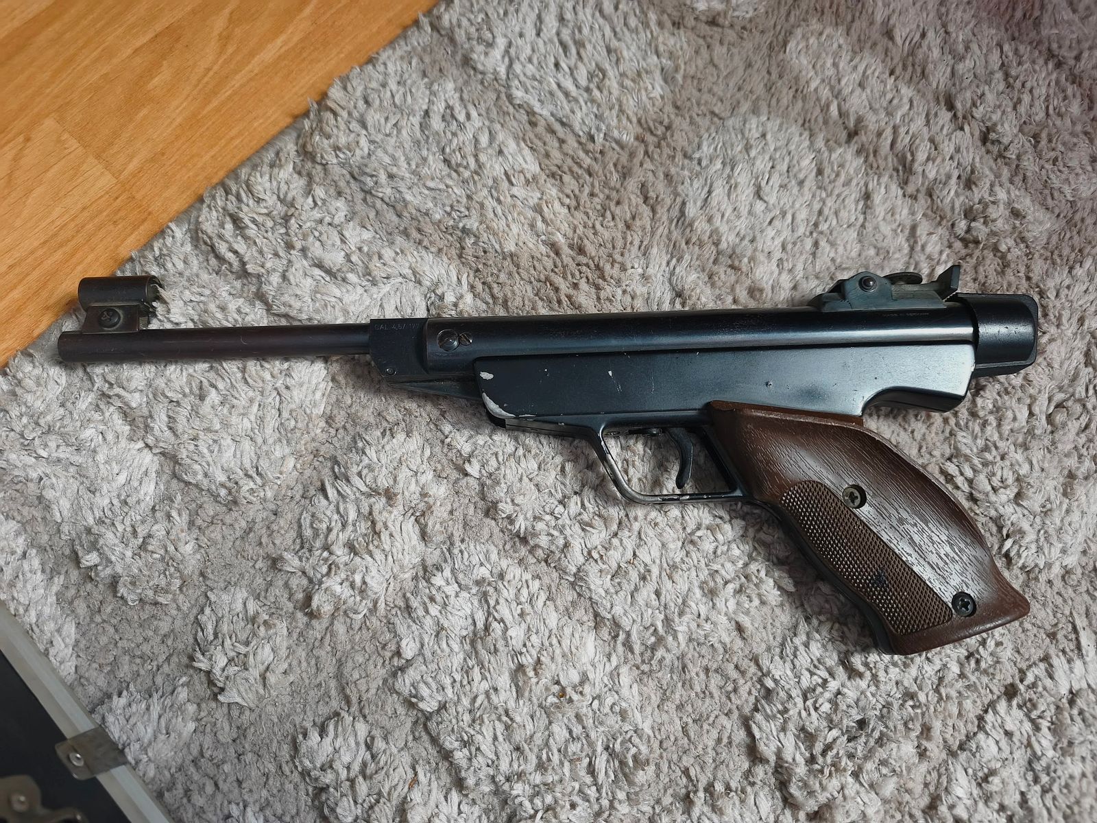 Diana 5 air pistol break barrel