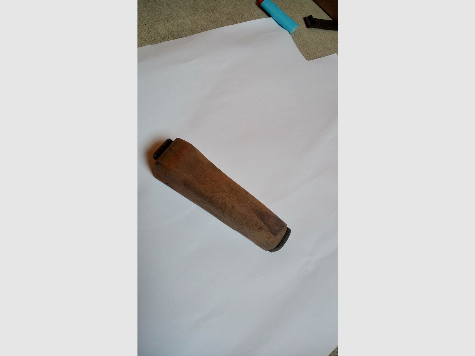 Unterer Handschutz aus Holz einer Mpi-KM  ost-deutsche AKM / AK47