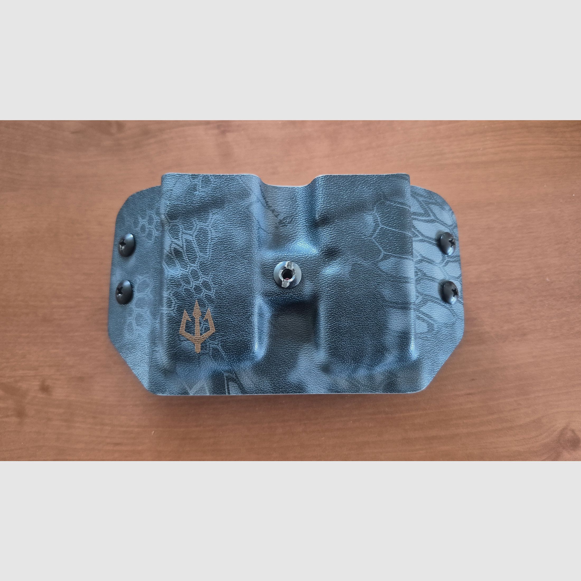 Black Trident Double Mag Carrier voor Walther PDP Magazine met Black Trident® Low Profile Molle Mount