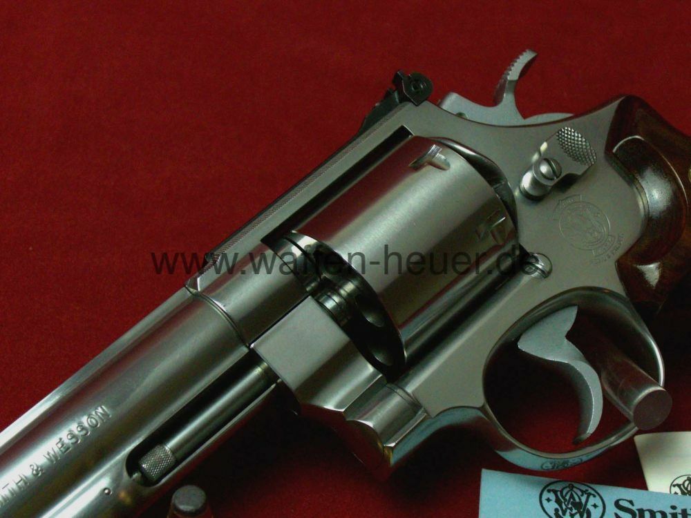 Smith & Wesson	 627 Target Champion