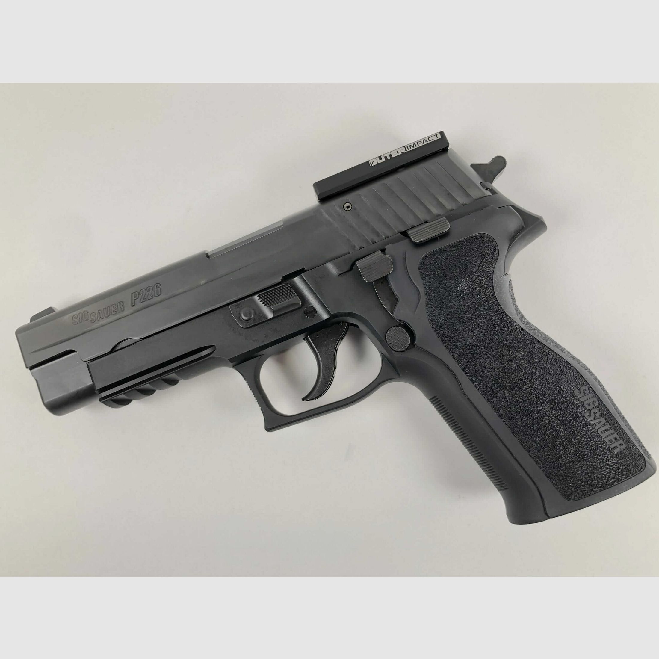 Adaptador Red Dot Outerimpact para SIG P226