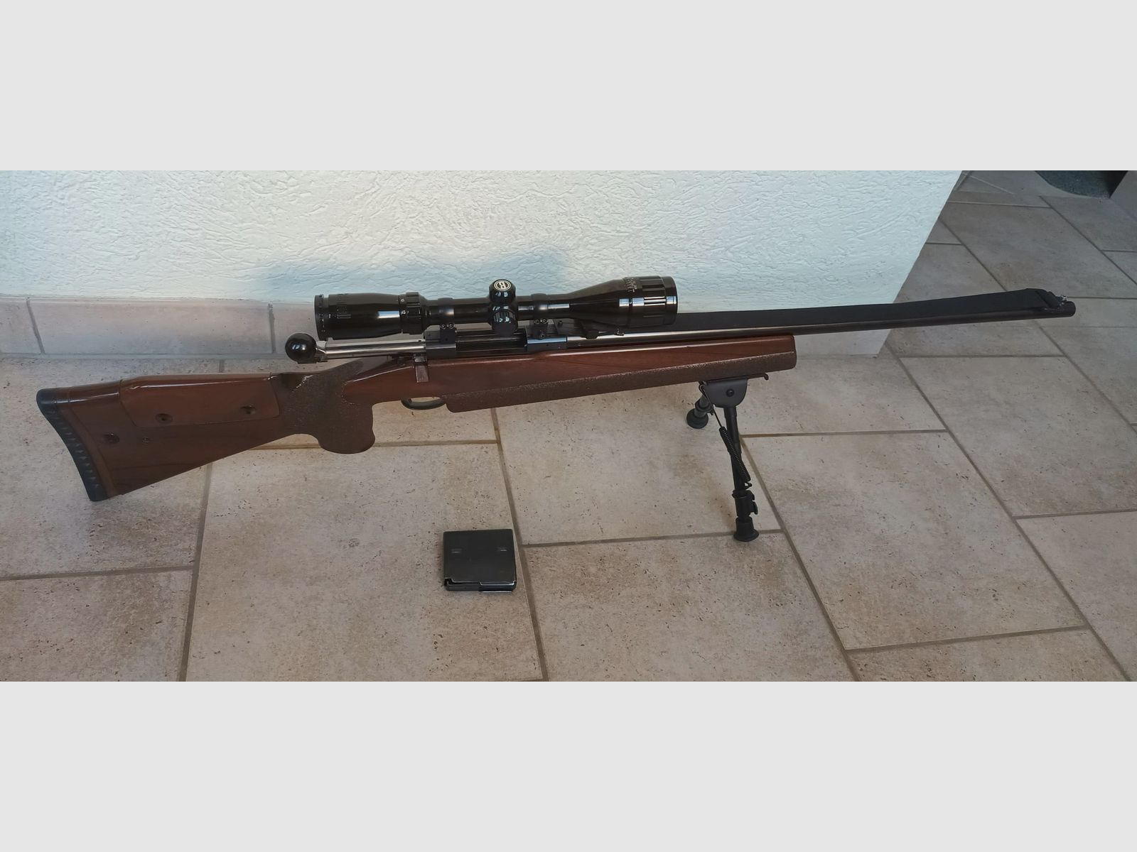 Repetierbüchse TIKKA Modell M55 308 Winchester incl. Zielfernrohr Bushnell 12-fach
