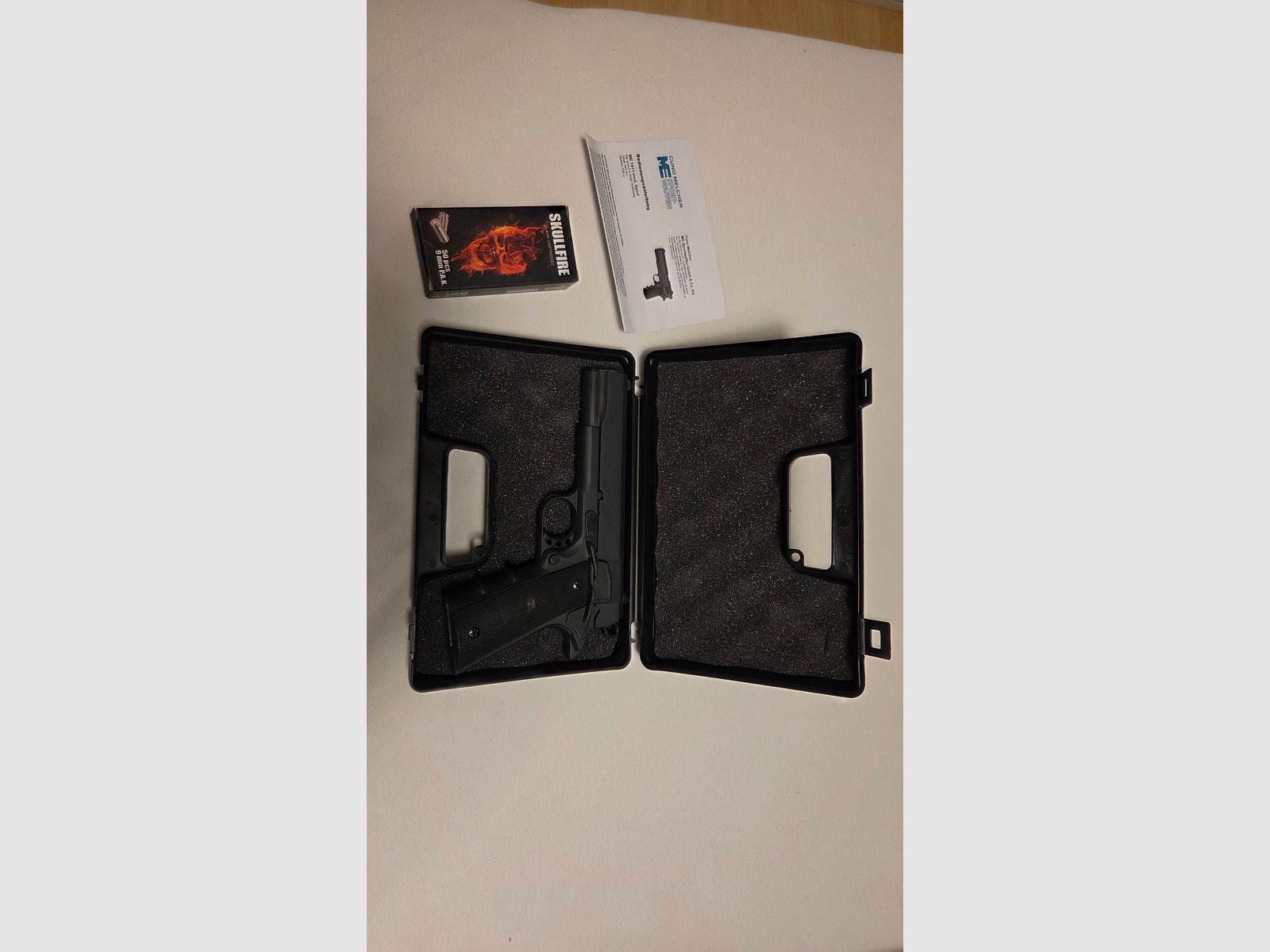 Colt 1911 blank firing 9mm P.A.K. – as new – with ammunition