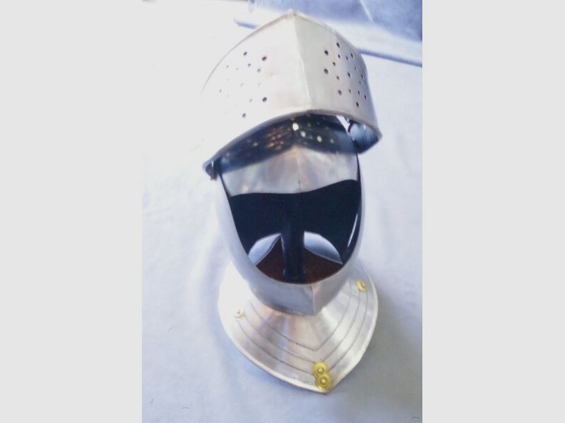 Ritter Helm mit klappbaren Visier Tolles Deko Exemplar