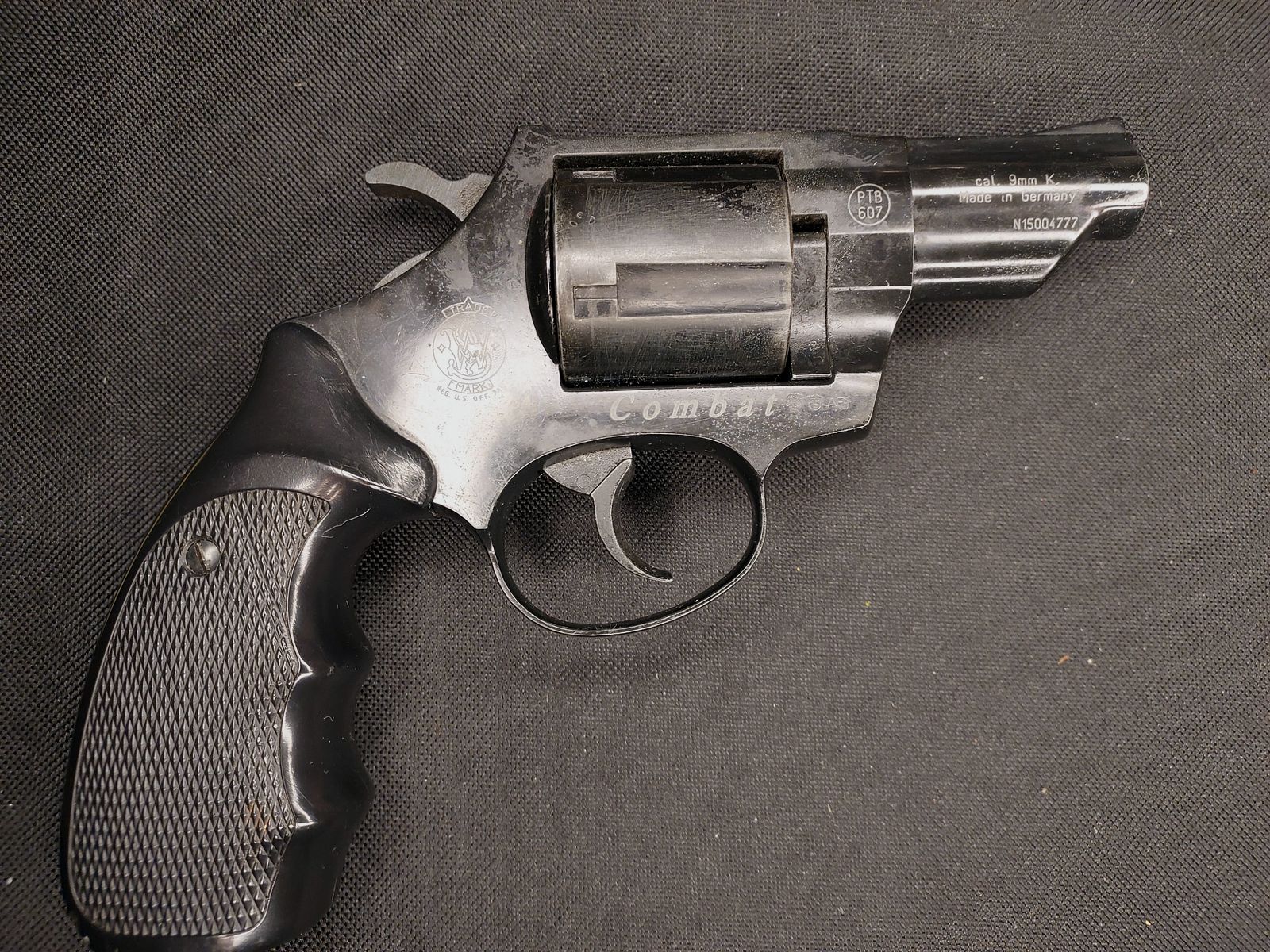 Smith & Wesson Combat rewolwer alarmowy kal. 9mm R.K. oksydowany (PTB 607) S&W Combat