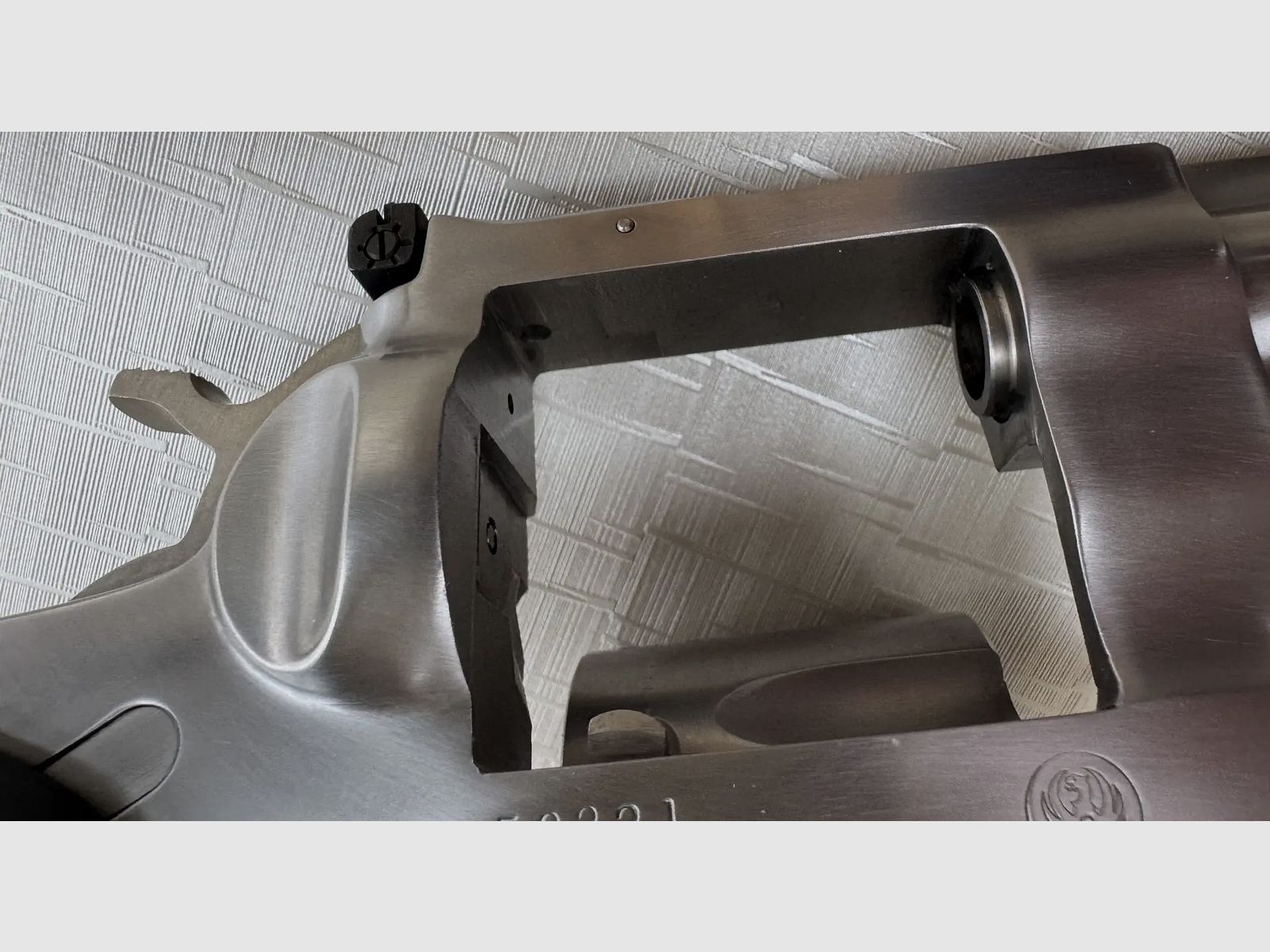 Ruger GP100, 4 Zoll, Kaliber .357 Magnum / .38 Special