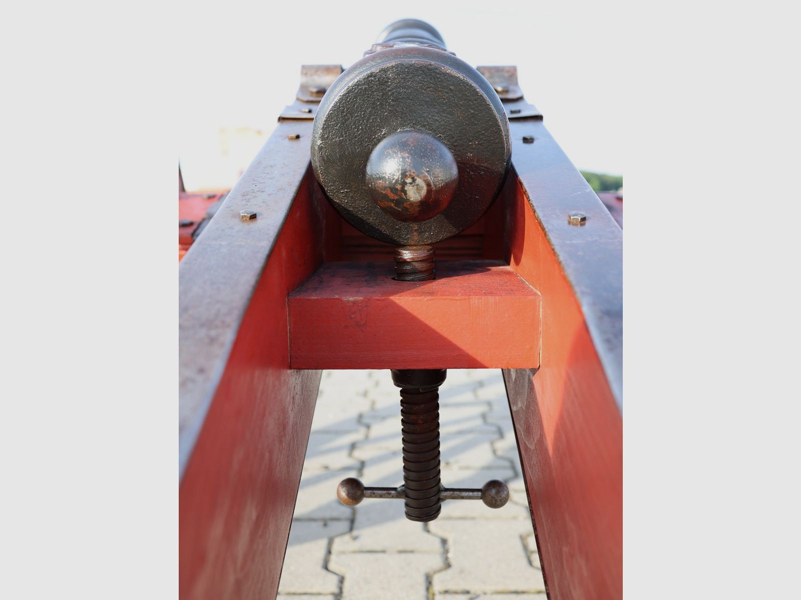 Muzzleloader cannon with proof for reenactment of the 30 Years' War with accessories
