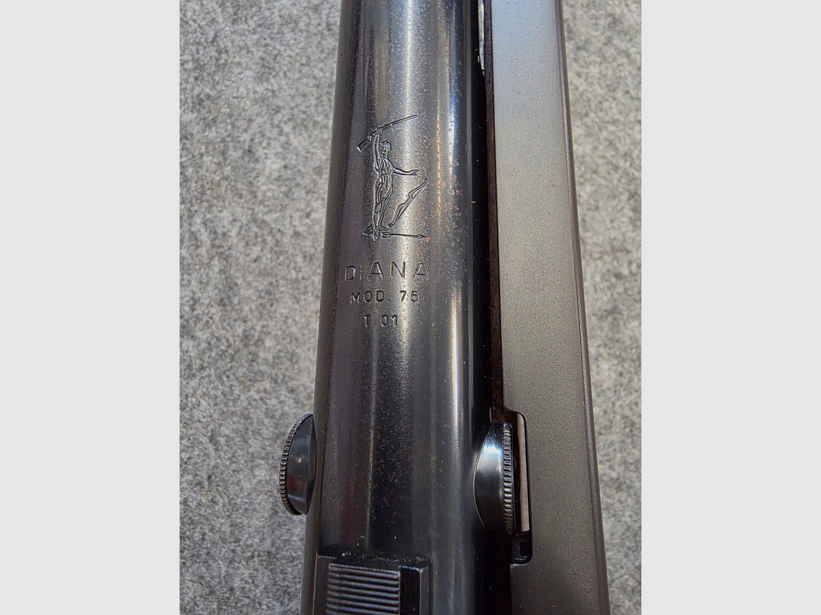 Match air rifle side cocking Diana Mod. 75 U T01 very rare in good condition