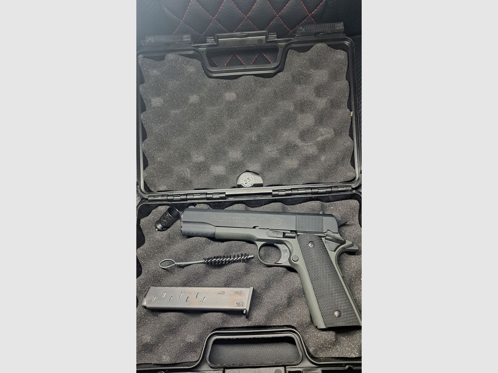 Colt Schreckschuss Pistole Government 1911 A1 gebraucht