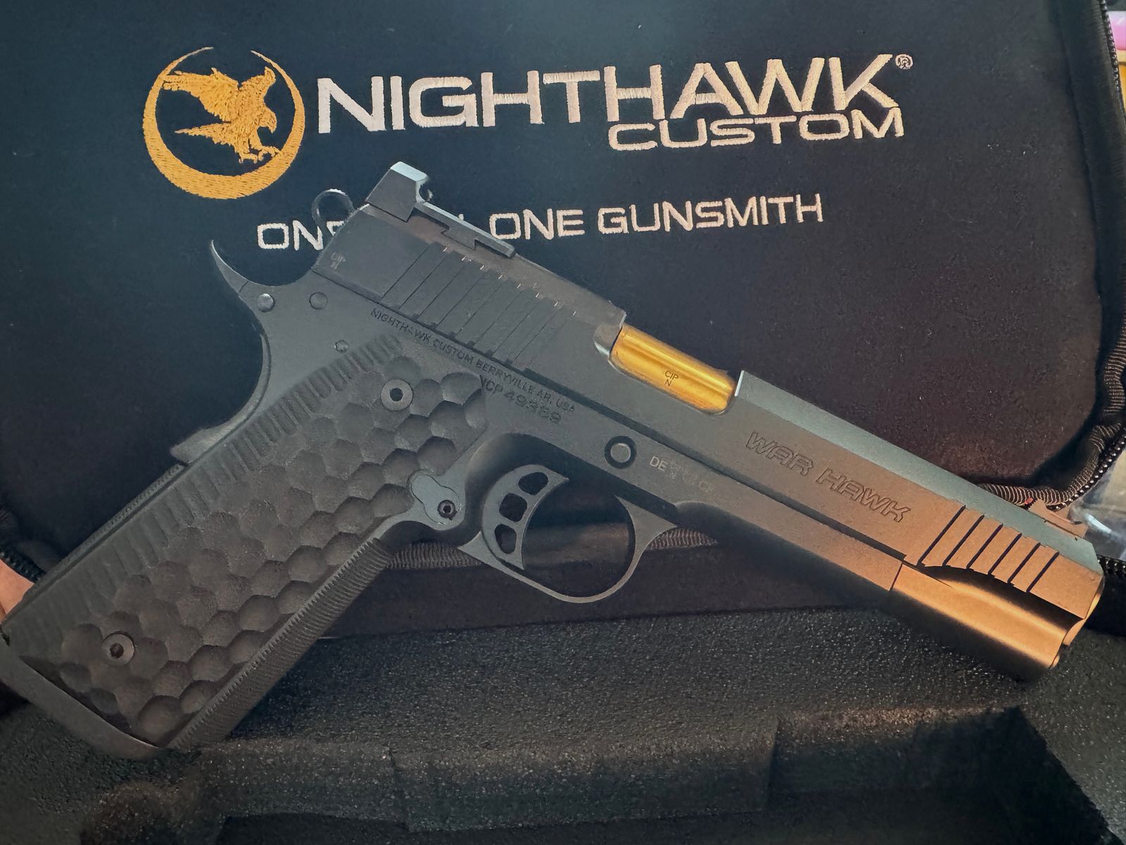 1911 Nighthawk Custom - War Hawk *like new* / .45 Auto