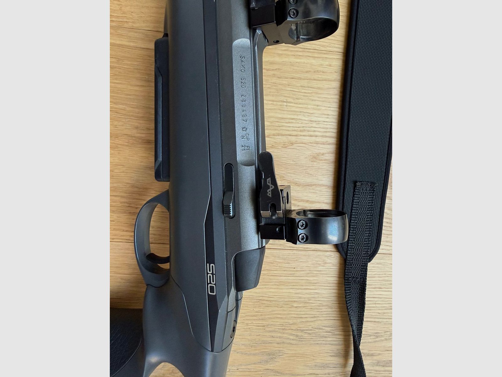 Sako S20 mit Schalldämpfer und Montage 30mm