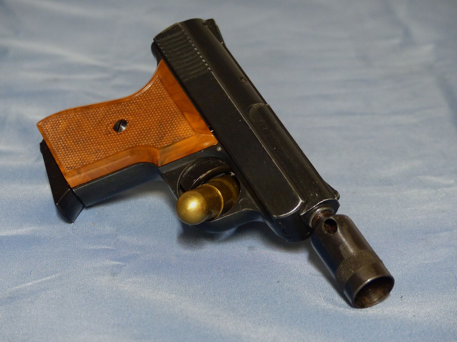 Schreckschuss Gas Pistole Rhöner SM Mod. 15 Cal. 8 mm Knall PTB 83 aus 1975 OVP vintage