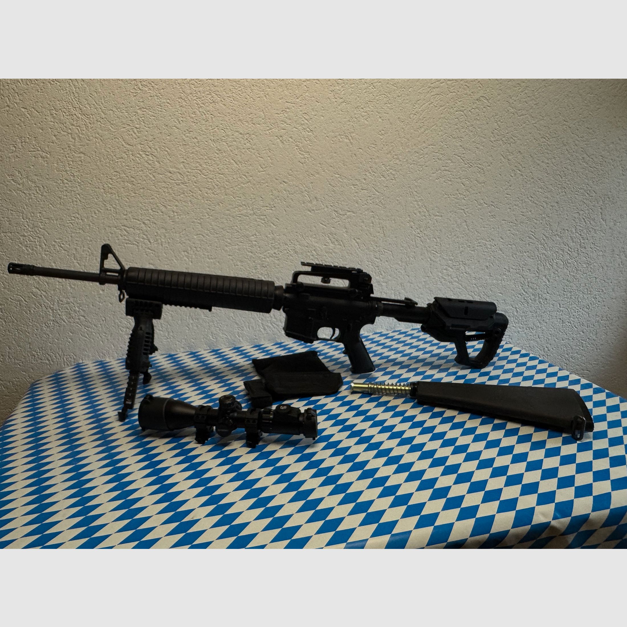 Selbstladebüchse Sabre -Defence XR15 20“ ( M16) mit ZF und Zweibein
