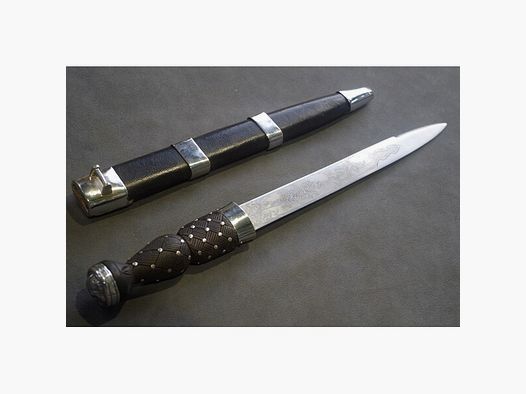 Dolch sog. Dirk mit Scheide Schottisch , Scottland
