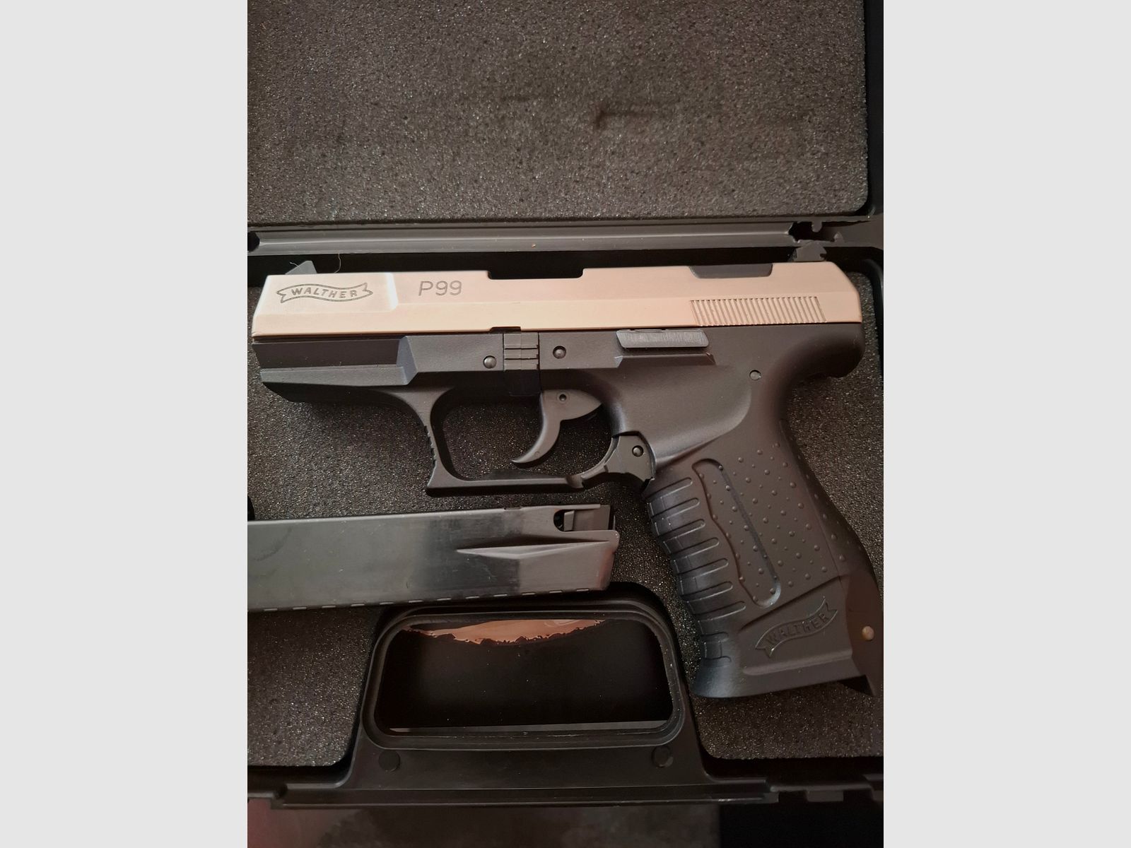 Walther P99 Bicolor 9mm P.A.K. "like new