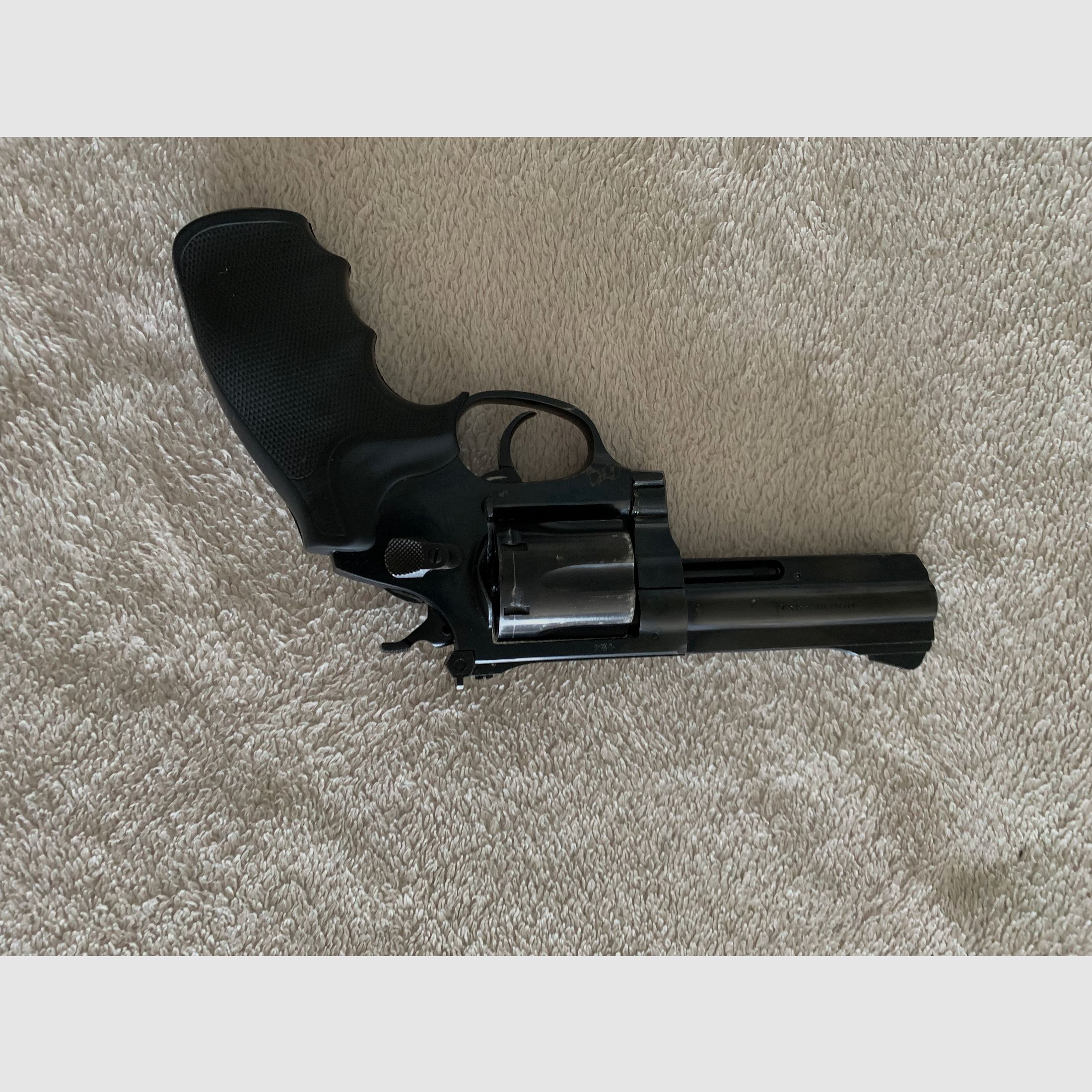 Selling revolver Rossi .357 Mag