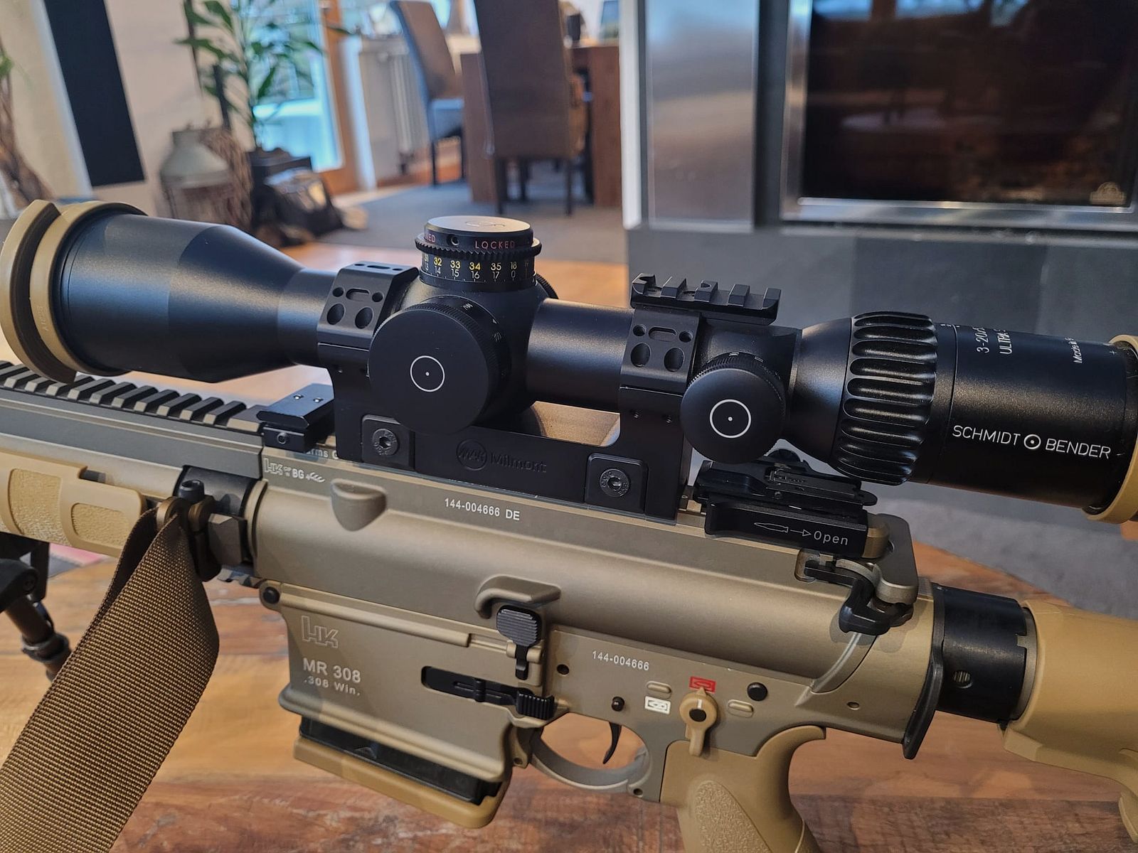 H&K .308 carabine semi-automatique Mod. MR308A3 (RAL8000) 20 avec accessoires G28 10 coups magasin et Schmidt & Bender 3-20x50 PMII Ultra Court & divers accessoires