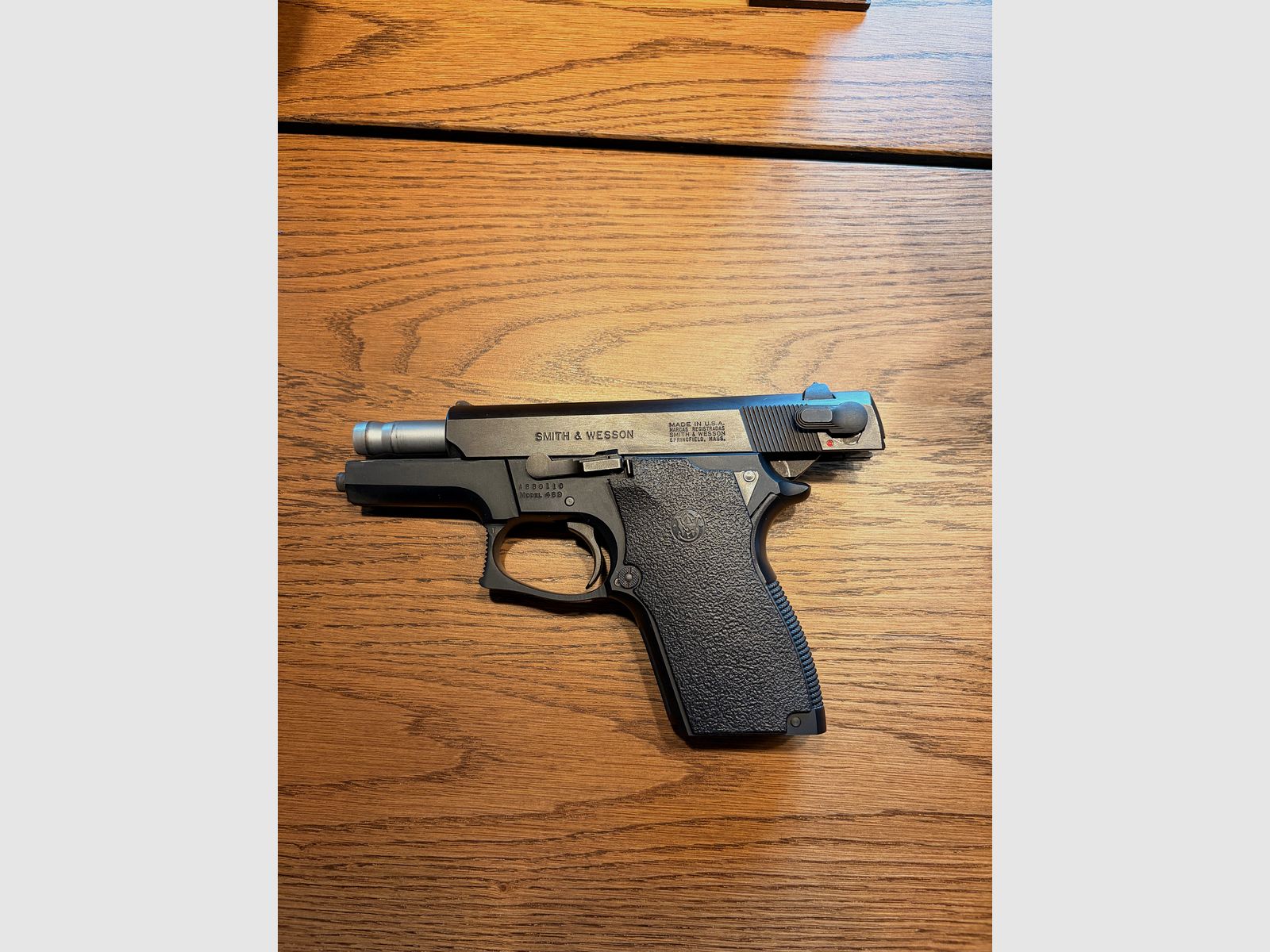 Smith & Wesson Model 469 – usato, buone condizioni