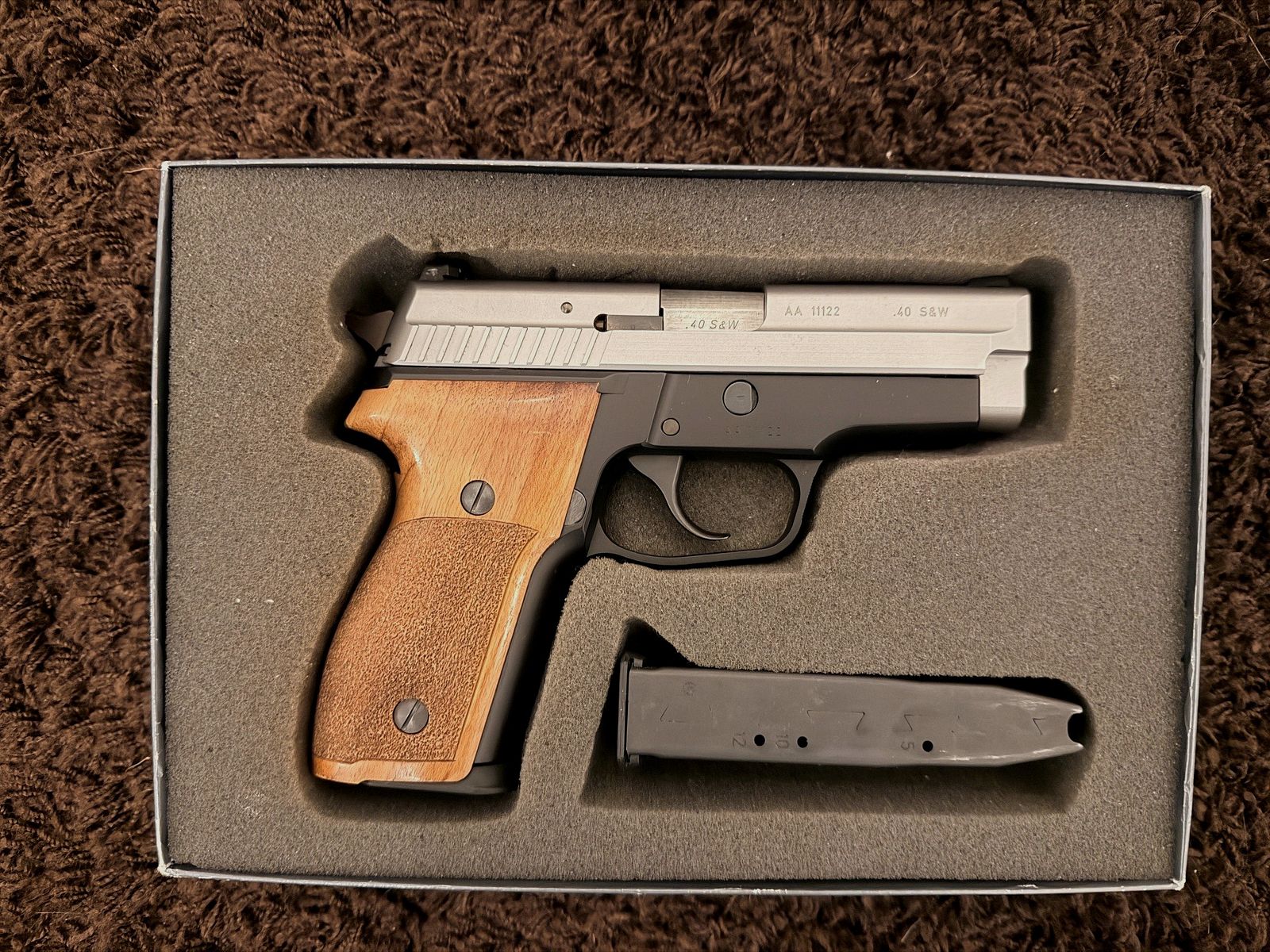 Auflösung meiner Sammlung: SIG Sauer Mod. P229 Kal. .40 S&W - LPA Visir vorhanden, Bild 3 von 5