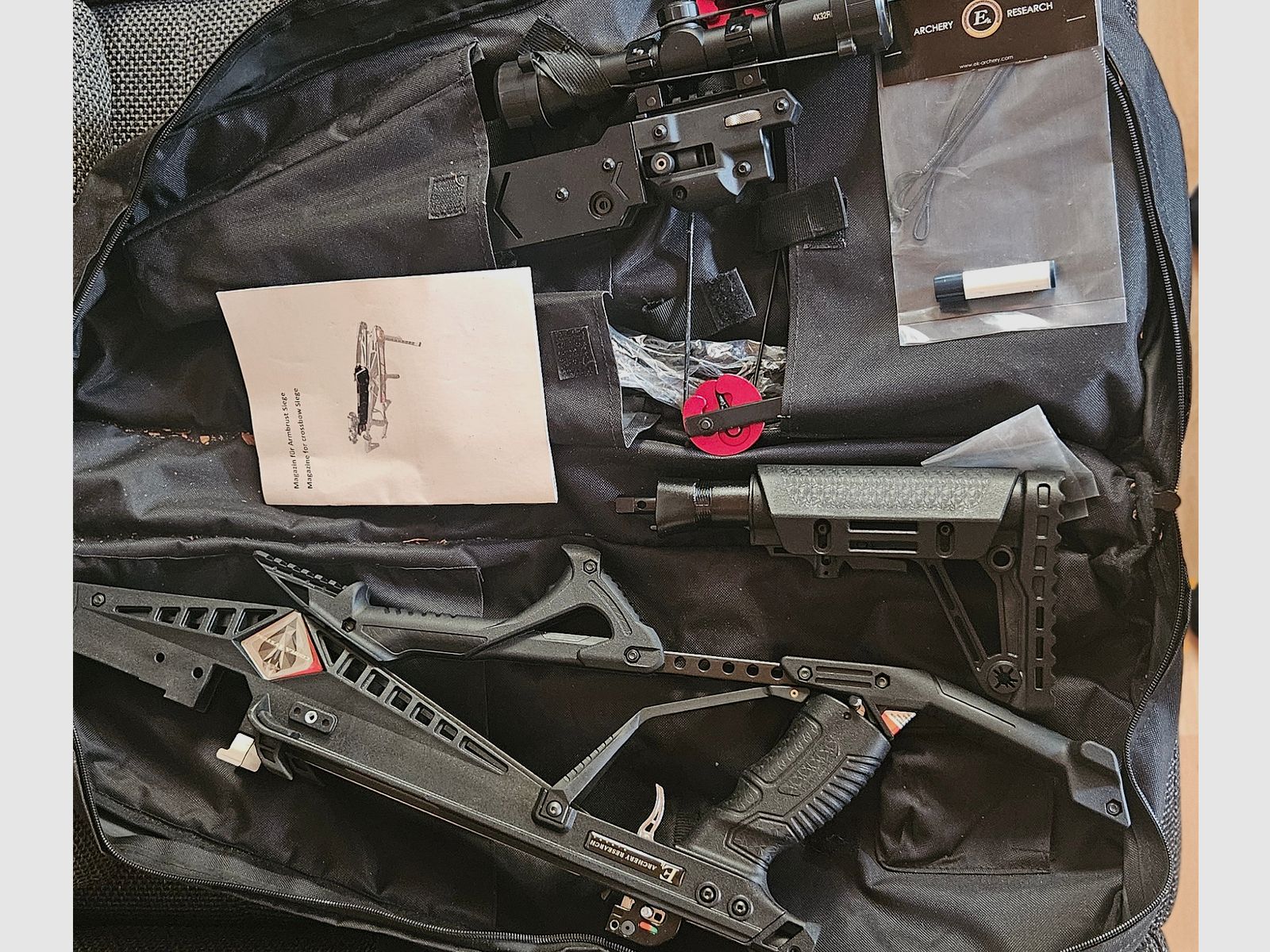 Siege 300 + magazine + bag + lots of accessories