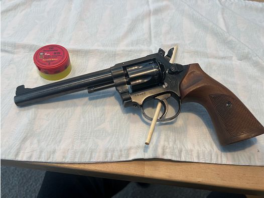 Reck R22 revolver w 4mm m20 inkl. 100 naboi