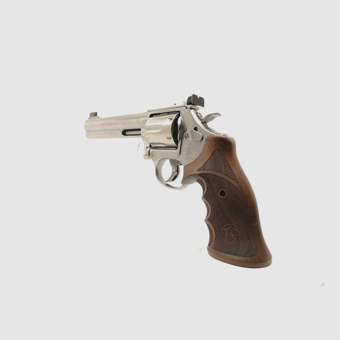 Smith & Wesson 686-6 Deluxe Match Master