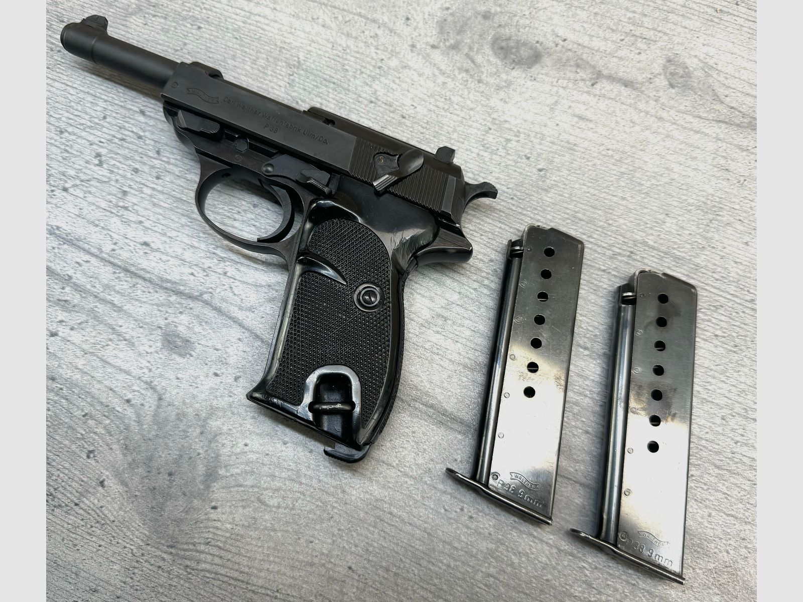 Carl Walther Waffenfabrik Ulm P38, 2x Magazyn, Kal.: 9mm Luger
