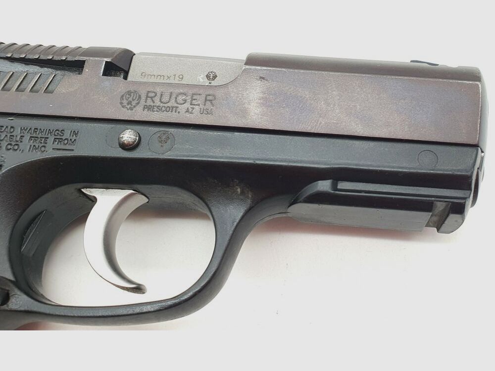 Pistolet semi-automatique Ruger P95, image 5 sur 10