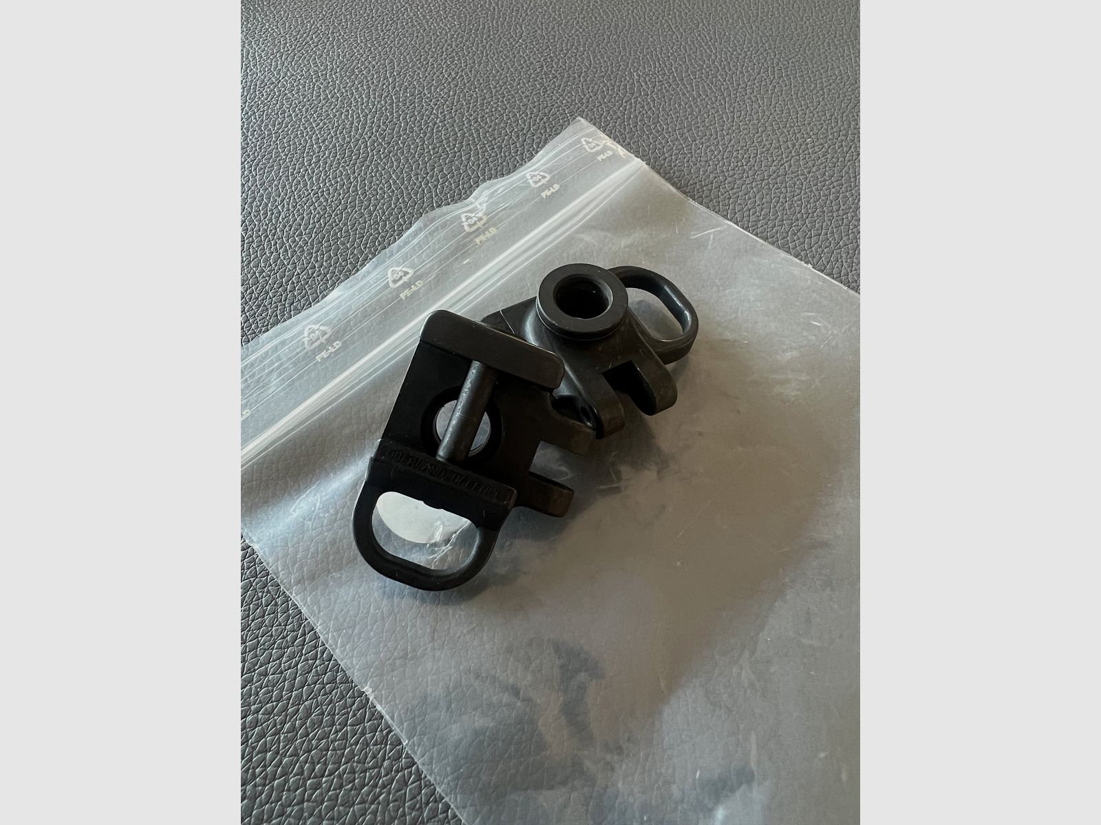 Oberland Arms USM Universal Sling Mount – Picatinny – Nuevo