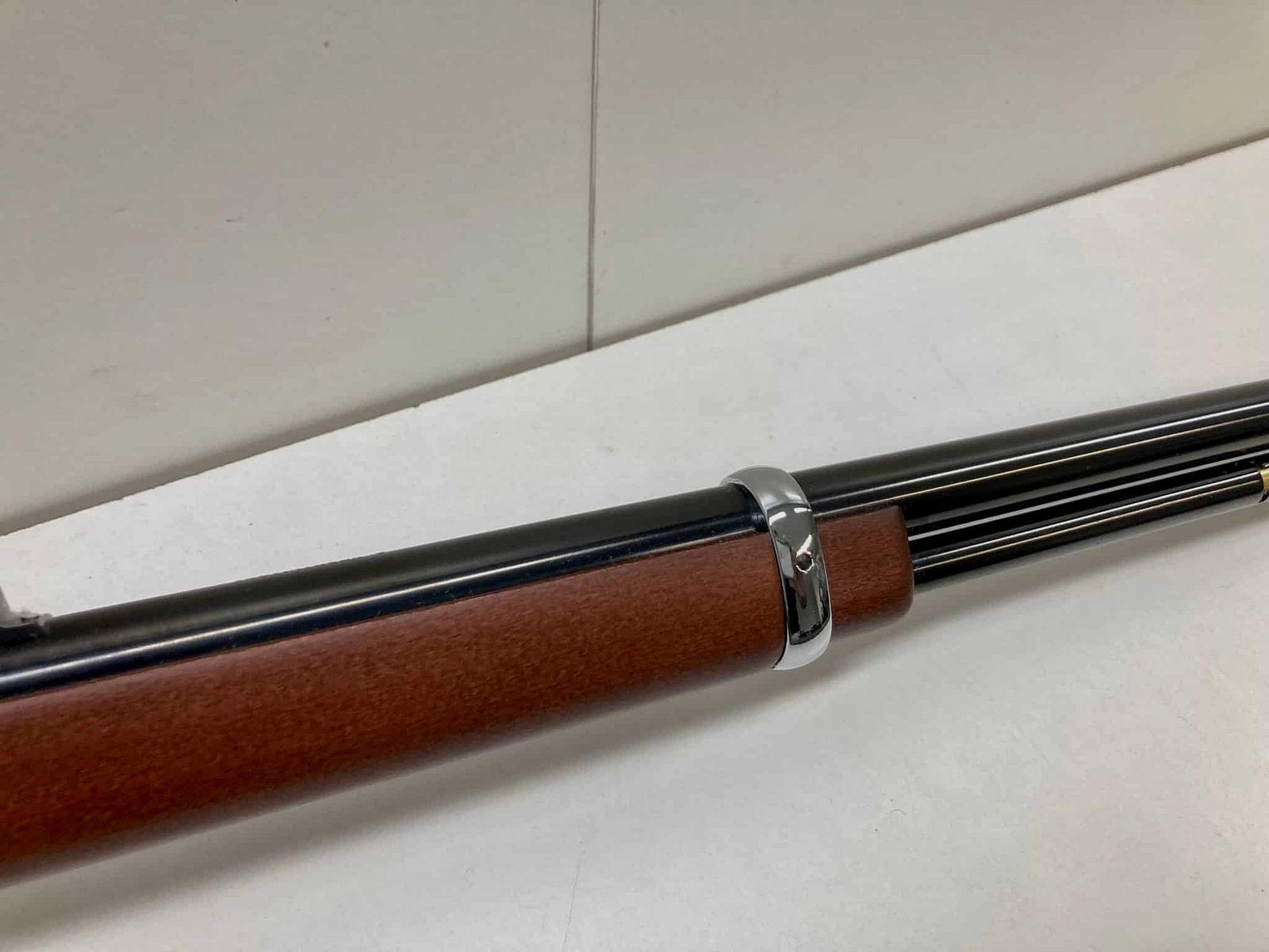 Uberti 1887 Scout Carbine Silver Boy 19″, Bild 6 von 11