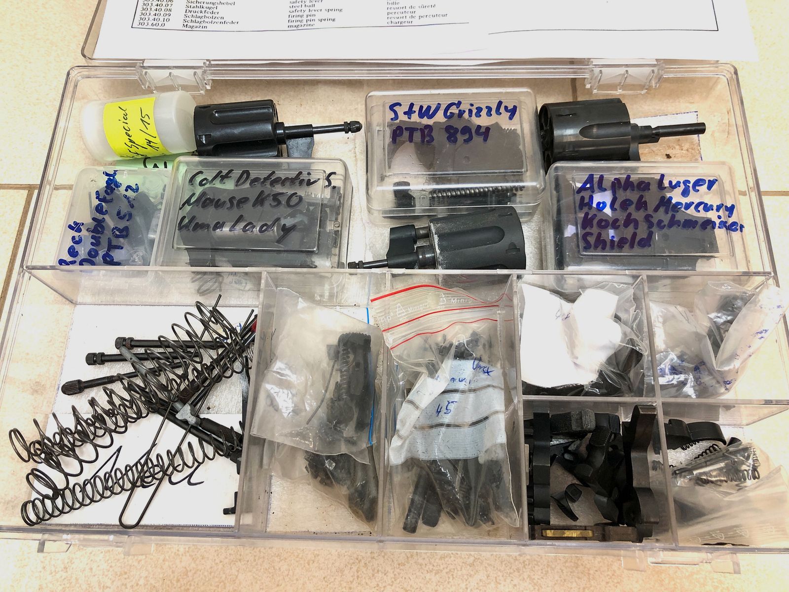 ••• #1 Ersatzteile - Reparatur-Konvolut für Schreckschusswaffen •••