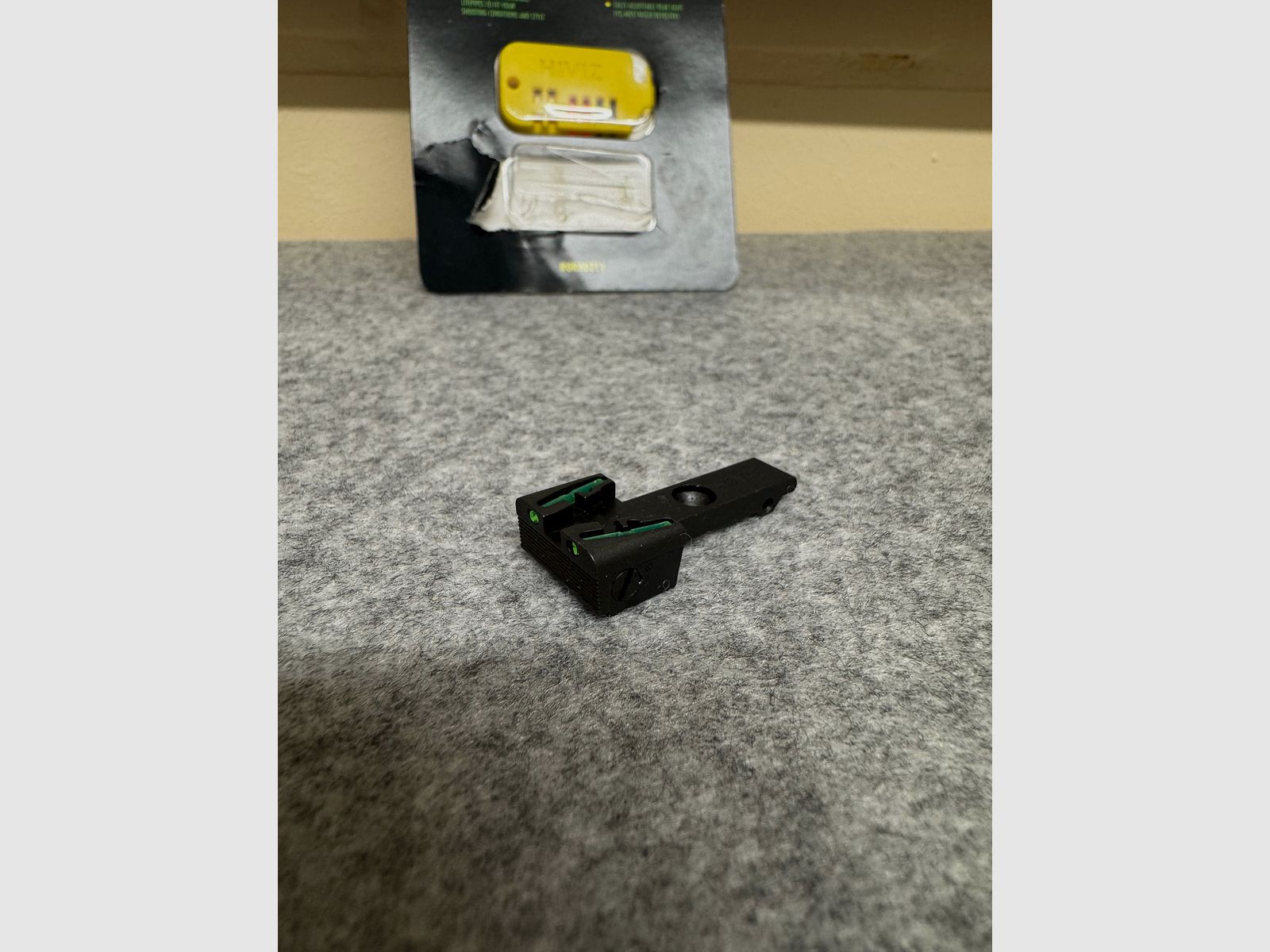 HIVIZ Fiber Kimme für Ruger GP100, Redhawk etc.