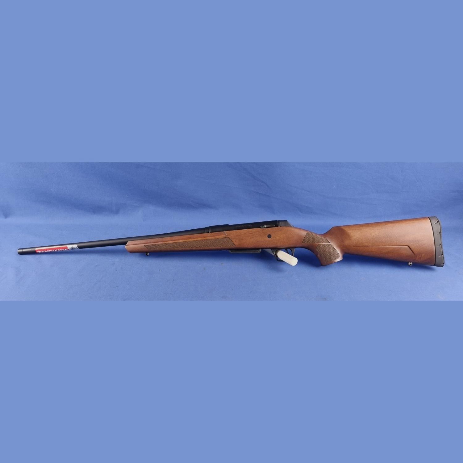 Winchester XPR Sporter Bois avec Filetage M14x1 Cal.308Win, image 1 sur 2